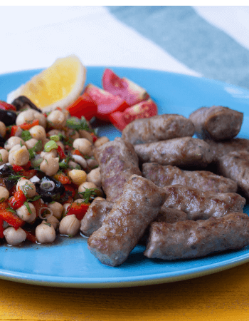 How to Make Tekirdağ Meatballs and Roasted Pepper Chickpea Salad <br> Easy Recipes How to Make Tekirdağ Meatballs and Roasted Pepper Chickpea Salad <br> Easy Recipes
