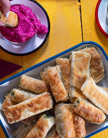 Ev Yapımı Dip Soslar ile Börek Çeşitleri Lezzeti <br> Pratik Yılbaşı Tarifleri