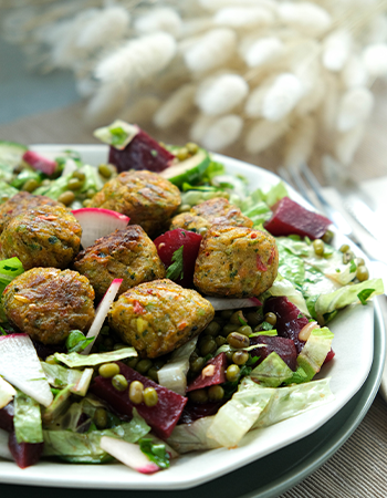 Winter Salad With Veggie Bites