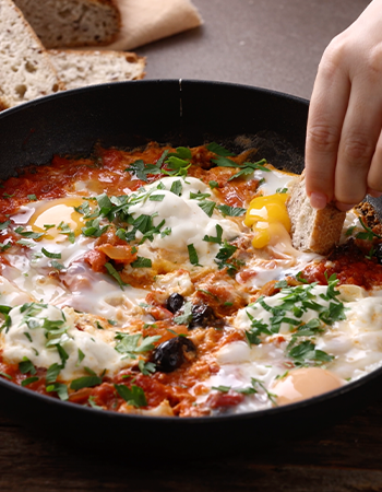 Pınar Beyaz Olives and Peppers ego Skillet